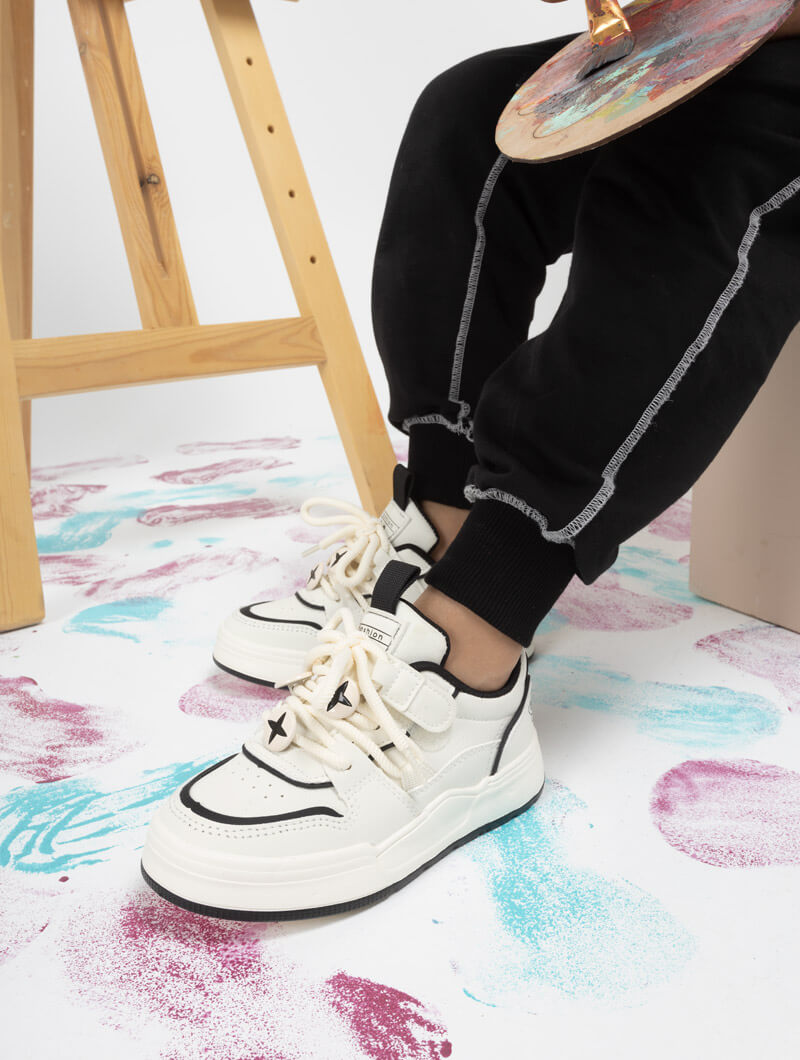 Baskets à détails à lacets